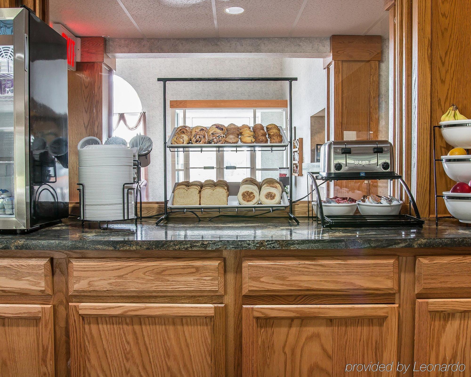 Dunes Express Inn And Suites Hart Экстерьер фото