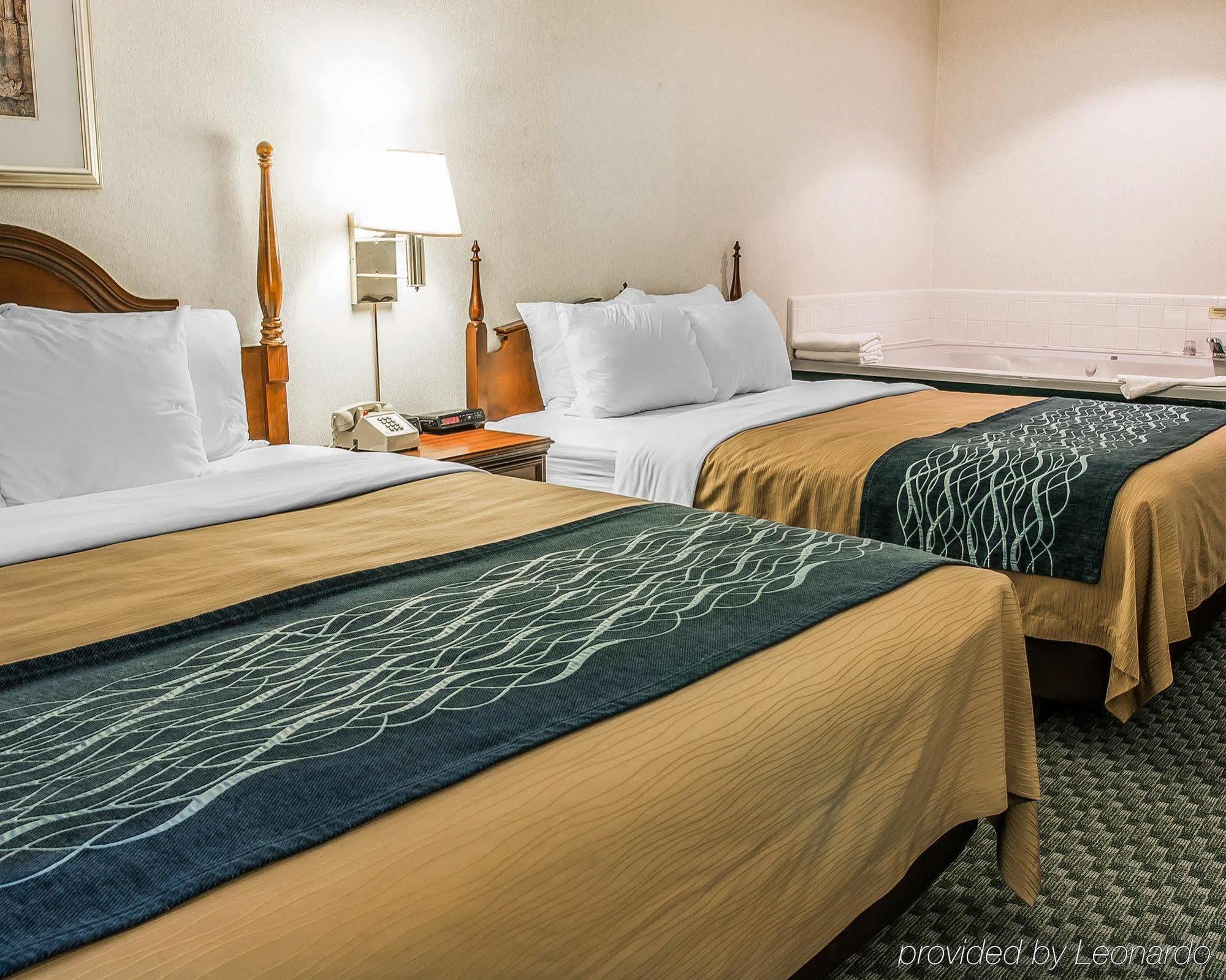 Dunes Express Inn And Suites Hart Экстерьер фото