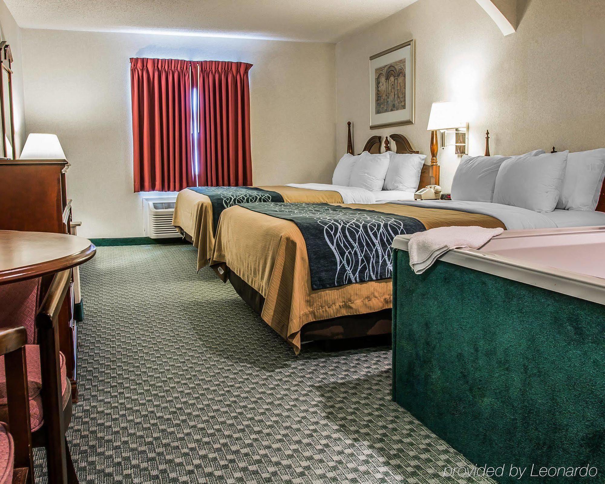 Dunes Express Inn And Suites Hart Экстерьер фото
