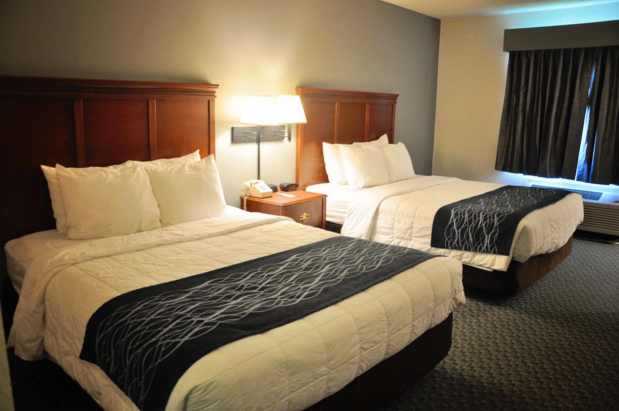 Dunes Express Inn And Suites Hart Экстерьер фото